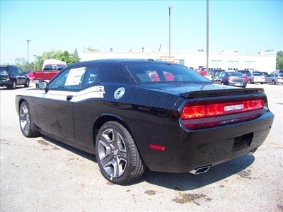 dodge challenger 2012 coupe gasoline 8 cylinders rear wheel drive not specified 44024