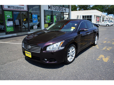 nissan maxima 2010 dk  red sedan 3 5 sv gasoline 6 cylinders front wheel drive automatic 07724