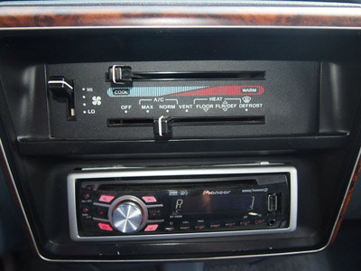 ford f 150 1989 dark red xlt lariat 4x4 auto cold a c gasoline v8 4 wheel drive automatic 80012