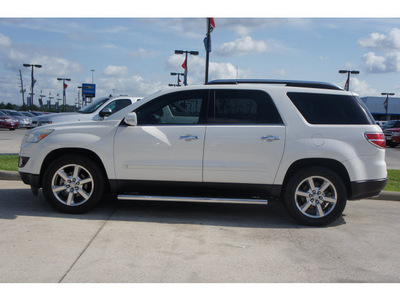 saturn outlook 2007 white suv xr gasoline 6 cylinders front wheel drive shiftable automatic 77090