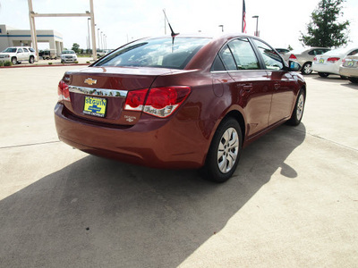 chevrolet cruze 2012 brown sedan ls gasoline 4 cylinders front wheel drive automatic 78155