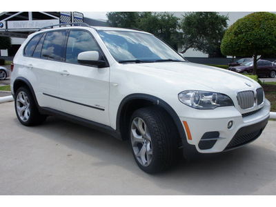 bmw x5 2012 white xdrive35d diesel 6 cylinders all whee drive automatic 78729