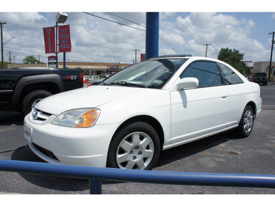 honda civic 2002 white coupe ex gasoline 4 cylinders front wheel drive 5 speed manual 78217
