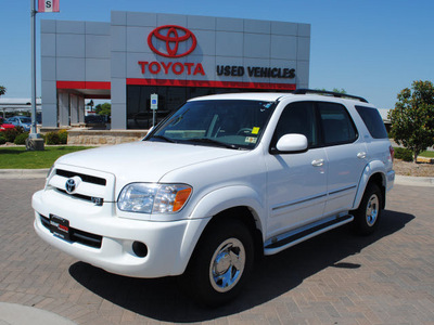 toyota sequoia 2007 white suv sr5 gasoline 8 cylinders rear wheel drive automatic with overdrive 76087