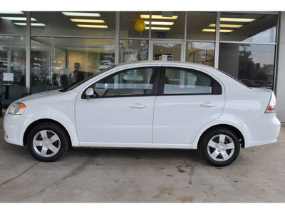 chevrolet aveo 2011 white sedan lt gasoline 4 cylinders front wheel drive automatic 78216