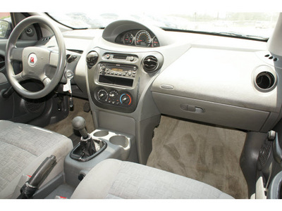 saturn ion 2005 red sedan 1 gasoline 4 cylinders front wheel drive 5 speed manual 78232