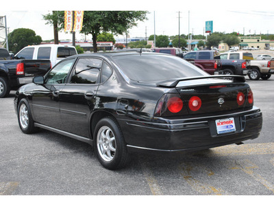 chevrolet impala 2005 black sedan gasoline 6 cylinders front wheel drive 4 speed automatic 78216