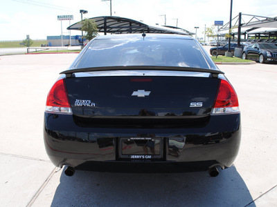 chevrolet impala 2006 black sedan ss gasoline 8 cylinders front wheel drive automatic 76087