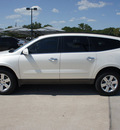 chevrolet traverse 2011 white lt gasoline 6 cylinders front wheel drive automatic 76087