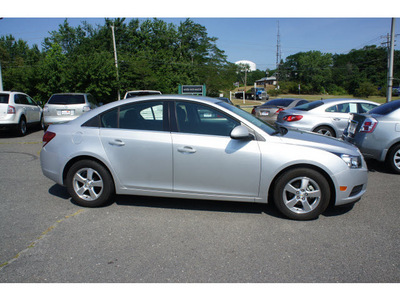 chevrolet cruze 2011 silver ice sedan lt gasoline 4 cylinders front wheel drive automatic 07712