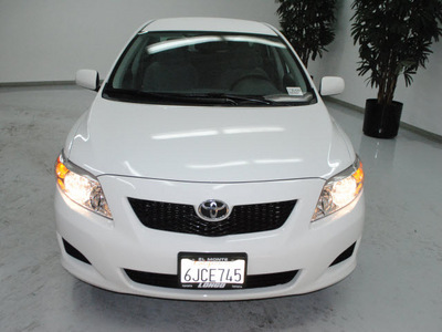 toyota corolla 2010 white sedan le gasoline 4 cylinders front wheel drive automatic 91731