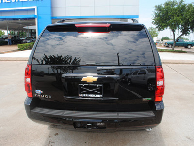 chevrolet tahoe 2012 black suv flex fuel 8 cylinders 2 wheel drive automatic 75075