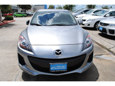 mazda mazda3 2012 gray sedan gasoline 4 cylinders front wheel drive automatic with overdrive 77598