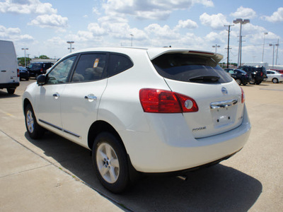 nissan rogue 2012 white s gasoline 4 cylinders front wheel drive automatic 75150