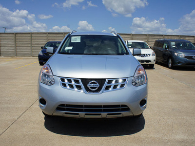 nissan rogue 2012 lt  blue sv gasoline 4 cylinders front wheel drive automatic 75150