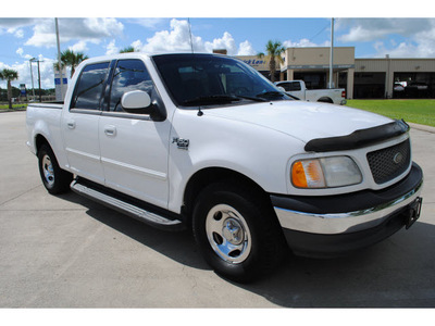 ford f 150 2001 off white xlt gasoline 8 cylinders rear wheel drive automatic with overdrive 77539