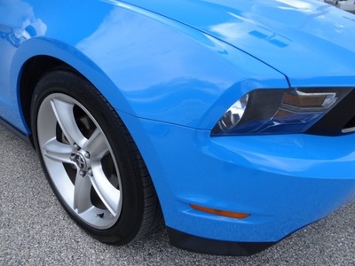 ford mustang 2010 lt  blue coupe gasoline 8 cylinders rear wheel drive not specified 77388