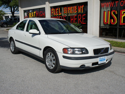 volvo s60 2001 white sedan 2 4 gasoline 5 cylinders front wheel drive automatic 75080