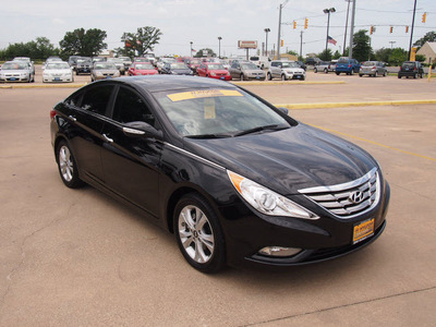 hyundai sonata 2011 black sedan limited gasoline 4 cylinders front wheel drive automatic 76049