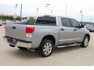 toyota tundra 2011 silver grade gasoline 8 cylinders 2 wheel drive automatic with overdrive 77864