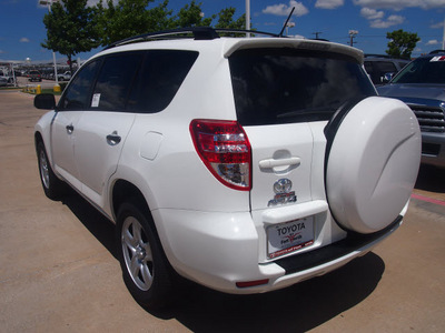 toyota rav4 2012 white suv 4 cylinders automatic 76116