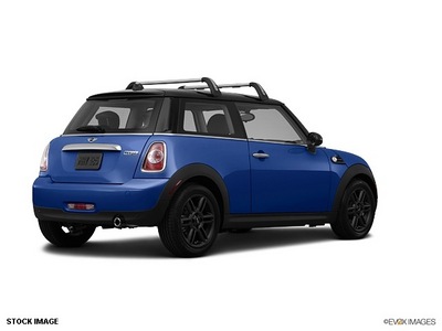 mini cooper 2012 hatchback cloth gasoline 4 cylinders front wheel drive not specified 08844