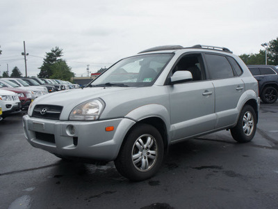 hyundai tucson 2007 silver suv limited gasoline 6 cylinders front wheel drive automatic 07730