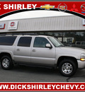 chevrolet suburban 2004 silver suv 1500 z71 flex fuel 8 cylinders 4 wheel drive automatic 27215