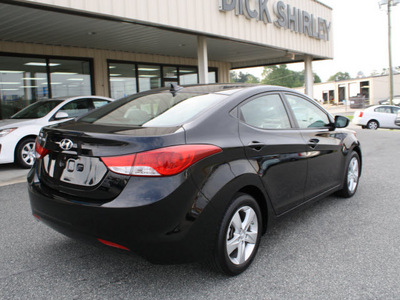 hyundai elantra 2011 black sedan gls gasoline 4 cylinders front wheel drive automatic 27215