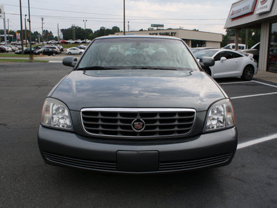 cadillac deville 2004 dk  gray sedan dhs gasoline 8 cylinders front wheel drive automatic 27215