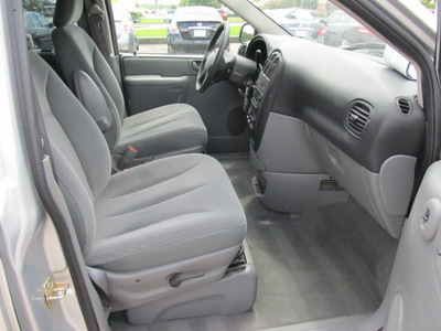 dodge grand caravan 2006 silver van se gasoline 6 cylinders front wheel drive automatic with overdrive 77477