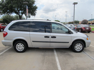 dodge grand caravan 2006 silver van se gasoline 6 cylinders front wheel drive automatic with overdrive 77477