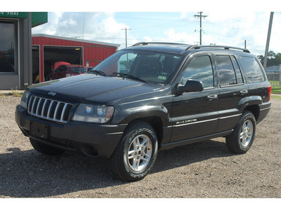 jeep grand cherokee 2004 black suv laredo 6 cylinders automatic with overdrive 77575
