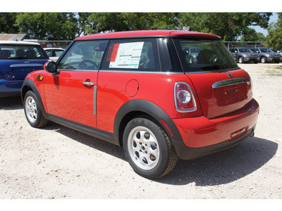 mini cooper 2012 red hatchback 4 cylinders automatic 78729