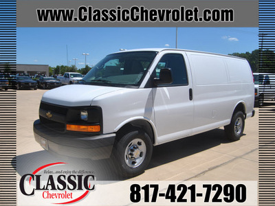 chevrolet express cargo 2012 white van 2500 flex fuel 8 cylinders rear wheel drive automatic 76051