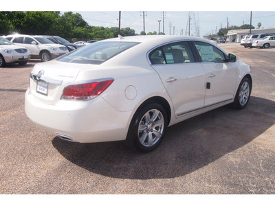 buick lacrosse 2012 white sedan premium 1 gasoline 6 cylinders front wheel drive automatic 77074