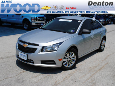 chevrolet cruze 2011 silver ice met sedan ls gasoline 4 cylinders front wheel drive 6 speed automatic 76206