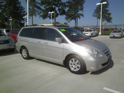 honda odyssey 2006 silver van touring gasoline 6 cylinders front wheel drive automatic 75503