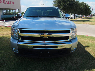 chevrolet silverado 1500 2011 silver lt flex fuel 8 cylinders 4 wheel drive automatic 75067