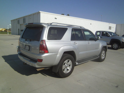 toyota 4runner 2003 gray suv limited gasoline 8 cylinders 4 wheel drive automatic 75503