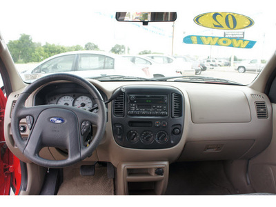 ford escape 2002 red suv xls value gasoline 6 cylinders 4 wheel drive automatic 78654