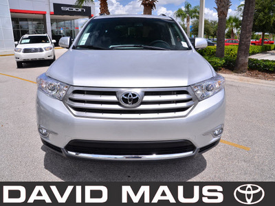 toyota highlander 2012 silver suv limited gasoline 6 cylinders all whee drive automatic 32771