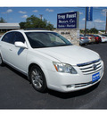 toyota avalon 2006 off white sedan limited gasoline 6 cylinders front wheel drive automatic 78028