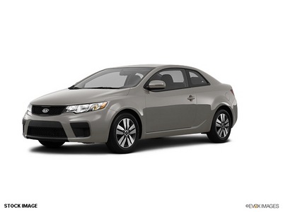 kia forte koup 2013 silver coupe sx gasoline 4 cylinders front wheel drive 6 speed automatic 77539