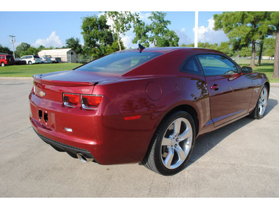 chevrolet camaro 2010 red coupe ss gasoline 8 cylinders rear wheel drive automatic with overdrive 77539