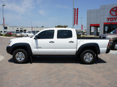 toyota tacoma 2009 white prerunner v6 gasoline 6 cylinders 2 wheel drive automatic 76087