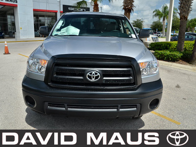 toyota tundra 2012 silver gasoline 6 cylinders 2 wheel drive automatic 32771