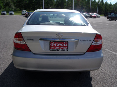 toyota camry 2003 silver sedan le gasoline 4 cylinders front wheel drive automatic 75604