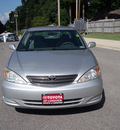 toyota camry 2003 silver sedan le gasoline 4 cylinders front wheel drive automatic 75604