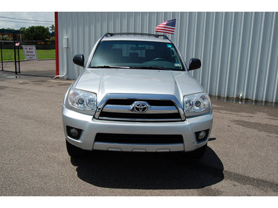 toyota 4runner 2008 gray suv sr5 gasoline 6 cylinders 2 wheel drive automatic with overdrive 77632